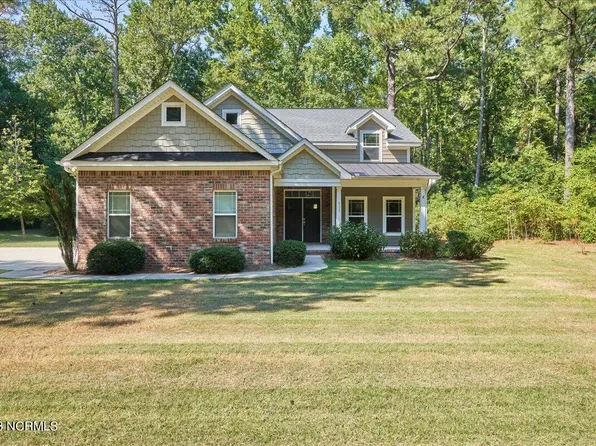 835 Woodduck Road, Vass, NC 28394