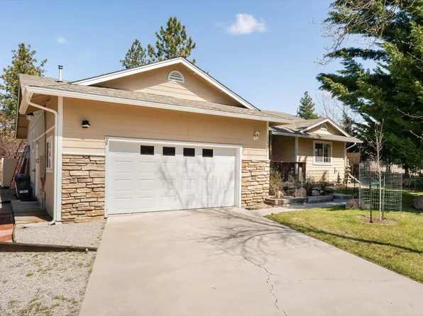 17640 Jackrabbit Rd, Weed, CA 96094
