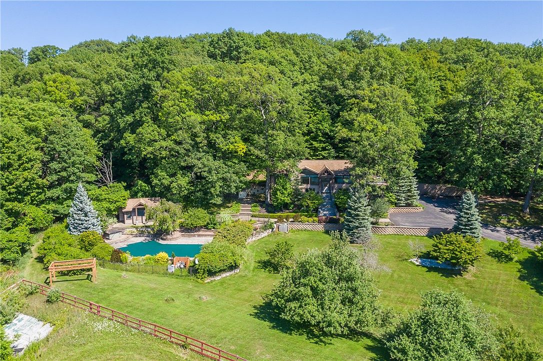 1335 Strong Rd, Victor, NY 14564 Zillow