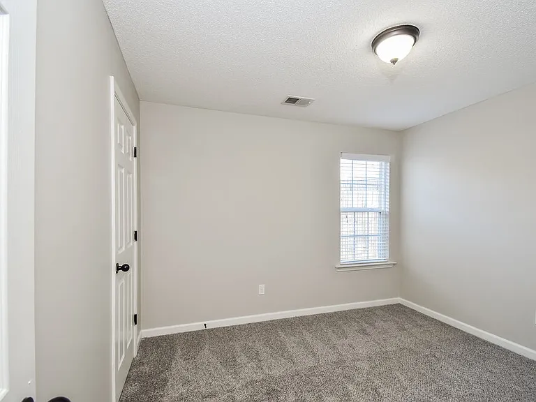 7860 Ridgedale Dr — Photo 13