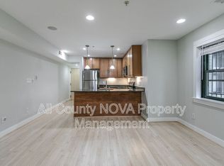 1323 K St SE APT 102, Washington, DC 20003