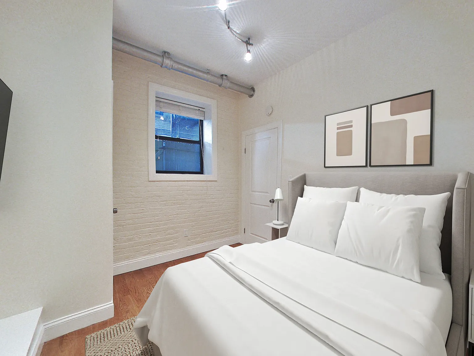 207 West 11th Street — Photo 4