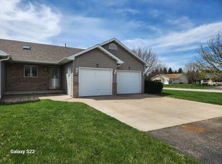 W6511 Levi Dr, Greenville, WI 54942