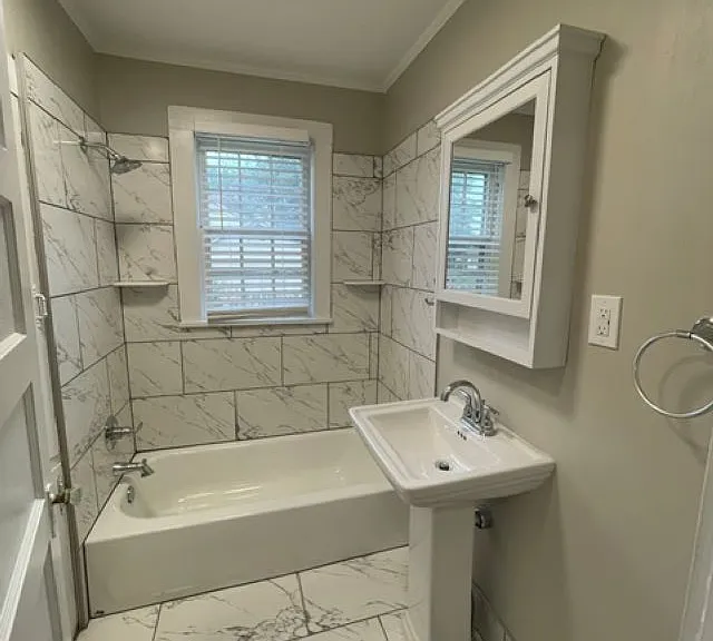 535 Stone Ave — Photo 17