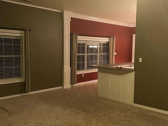 3rd image of 6317 Huntington Pl