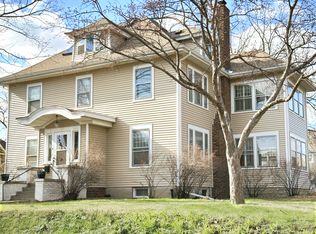 211 Wilder St N #3, Saint Paul, MN 55104