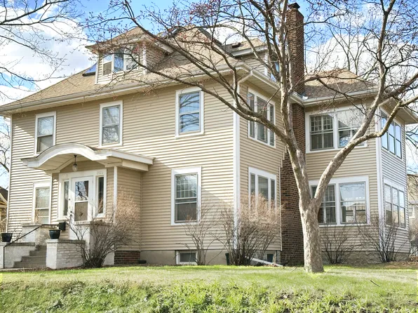 211 Wilder St N #3, Saint Paul, MN 55104