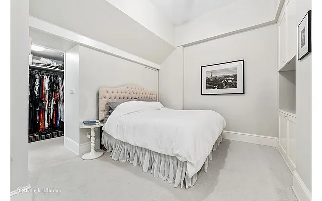 Sold by Douglas Elliman | media 8