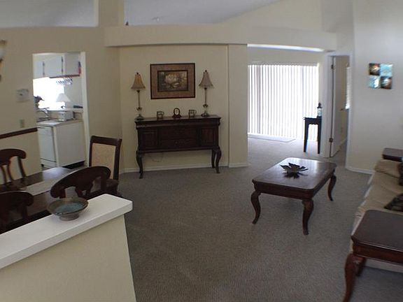 2nd image of 4842 Kingston Cir