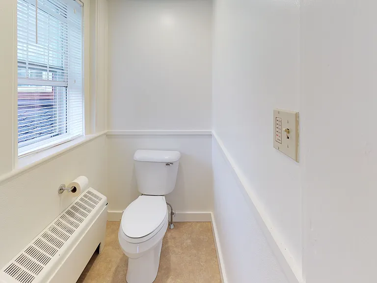 22 School St #3 — Photo 5