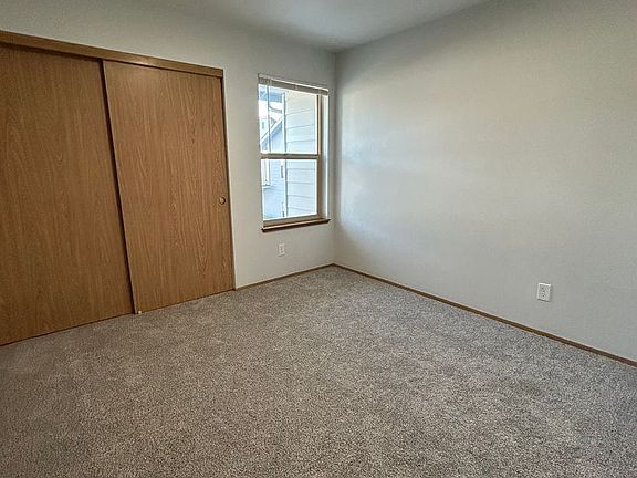5th image of 480 S Oak Harbor St APT D102