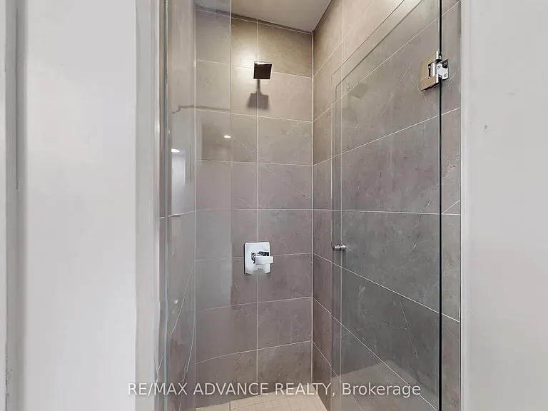 73 Curlew Dr #60 — Photo 33