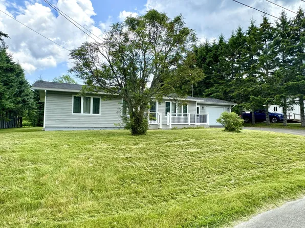 182 Lavoie Avenue, Madawaska, ME 04756