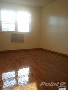 3rd image of 1021 Bay 31st St