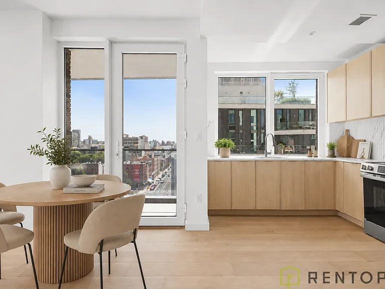 224 3rd Ave #7B — Photo 2