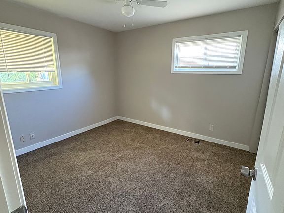 5th image of 8841 Balboa Dr