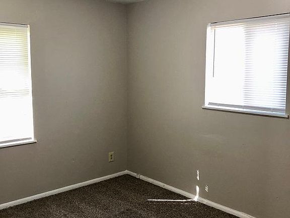 5th image of 9907 Maurine Dr