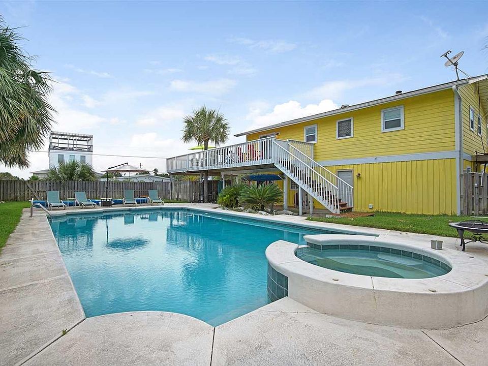 1st image of 900 Largo Dr