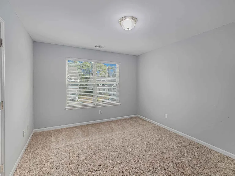 1602 Fishbone Dr — Photo 17