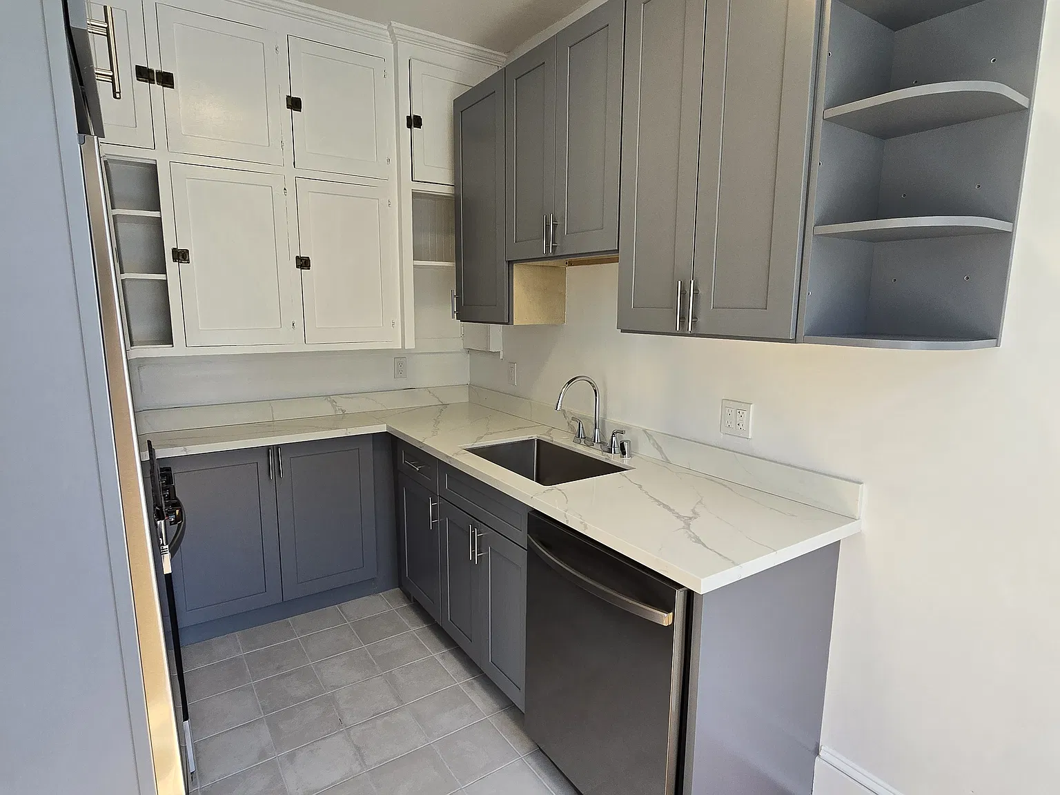 Studio, 500 sqft, $3,595 — Photo 3