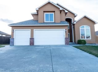 2975 Bruce Lee Ln, Richland, WA 99352