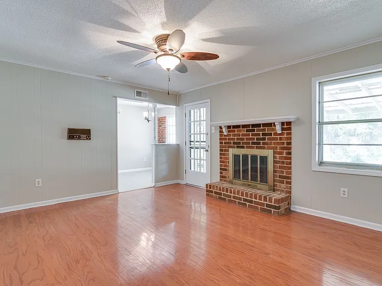 6258 Ridge Manor Dr — Photo 6