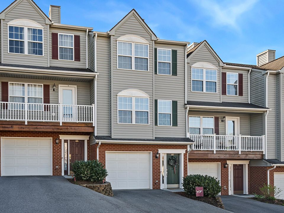1st image of 145 Blue Leaf Dr