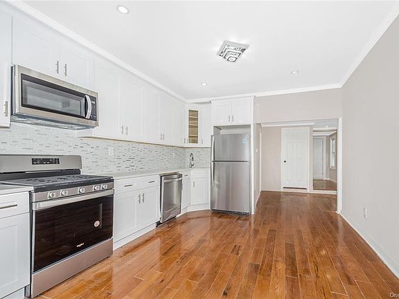 3rd image of 4416 Monticello Ave