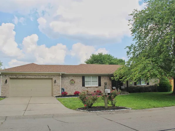 840 Crestwood Dr E, Evansville, IN 47715