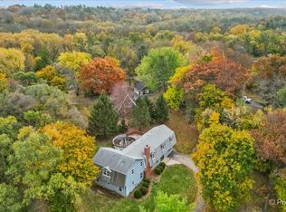 33W691 Fountain Valley Rd, Dundee, IL 60118