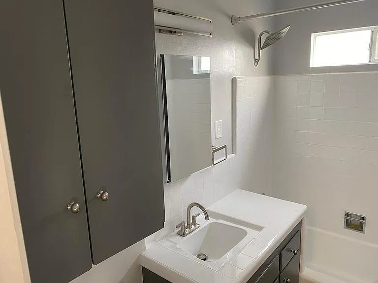 137 N Myrtle Ave #1 — Photo 9
