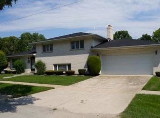 7152 W 109th Pl, Worth, IL