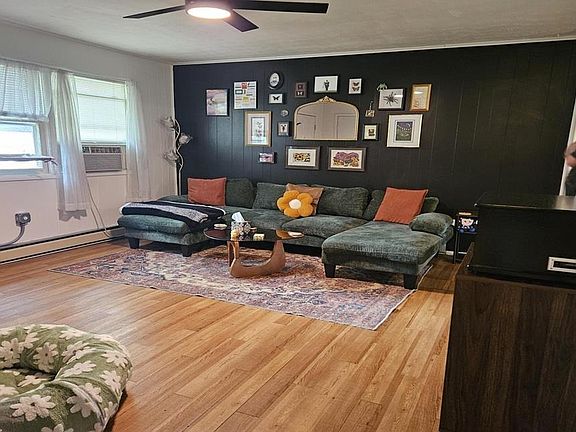 5th image of 304 N Plank St