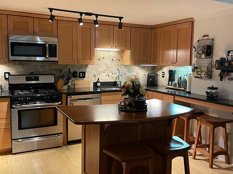 Large kitchen with granite