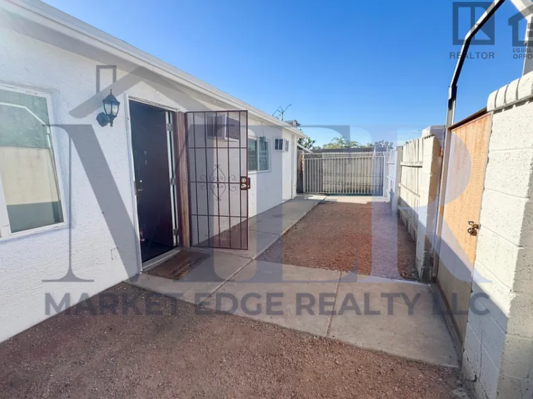 3601 W Melvin St — Photo 8