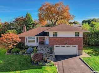 72 Glenwood Rd, Plainview, NY 11803