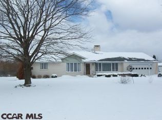 101 Bending Oak Dr, Bellefonte, PA 16823