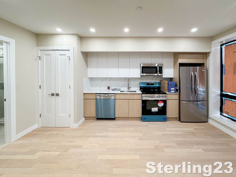 1st image of 25-14 21st St #10