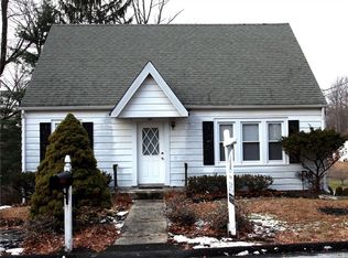 6 Birch St, Airmont, NY 10952