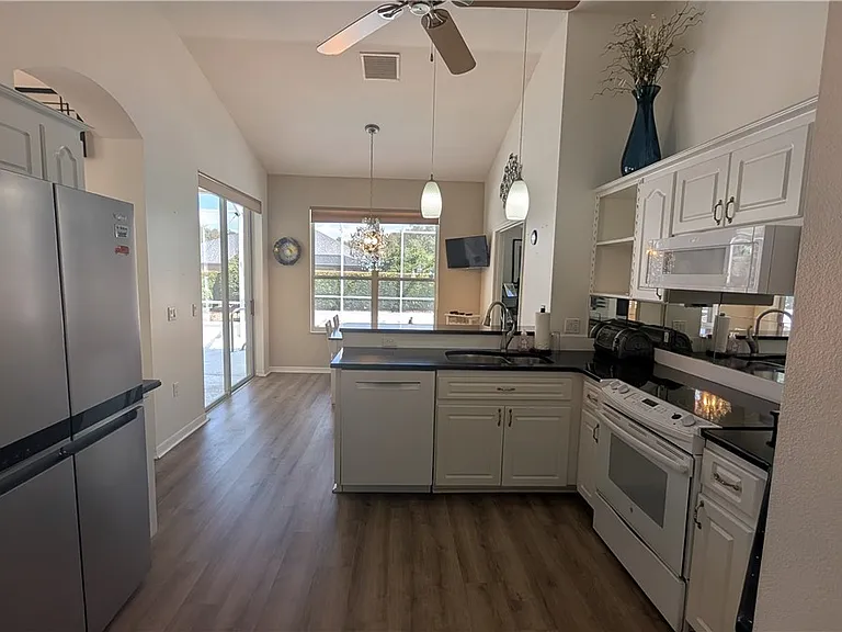 174 W Romany Loop — Photo 11