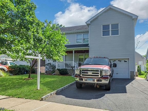 2nd image of 71 View St