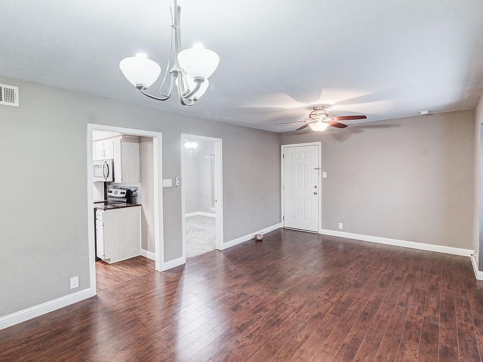 1st image of 7928 Royal Ln #209