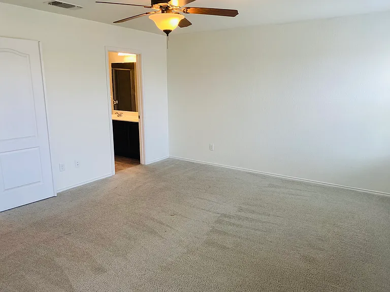 2036 Brandywine Dr — Photo 12