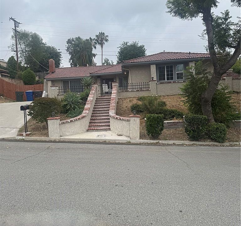 1st image of 270 E Big Springs Rd