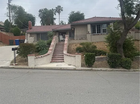 270 E Big Springs Rd, Riverside, CA 92507