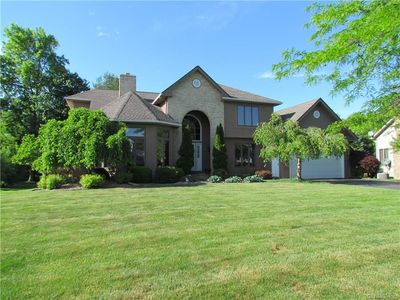 218 White Rabbit Trl, Rochester, NY, 14612