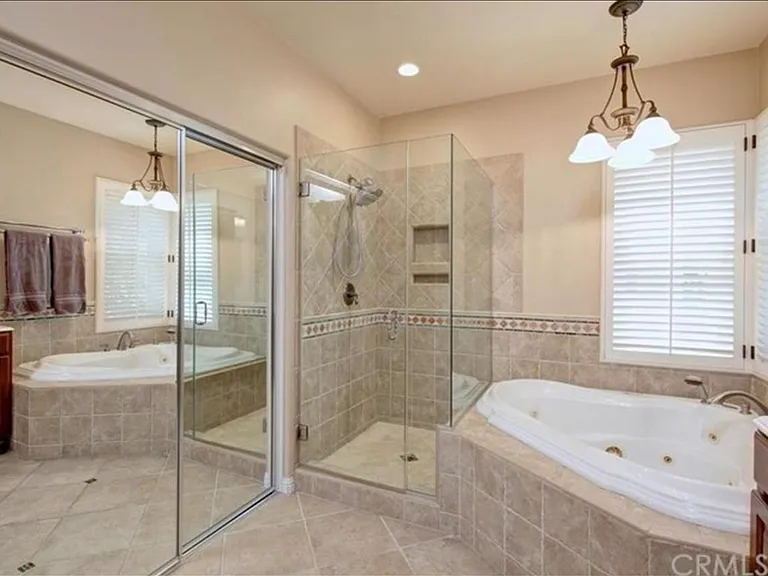 24 Seven Kings Pl — Photo 7