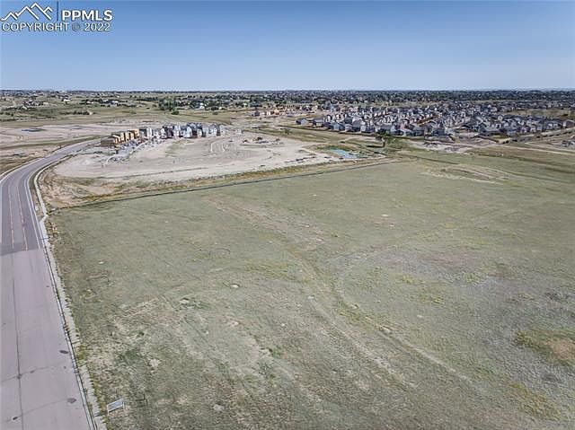 1st image of Bent Grass Meadows Dr