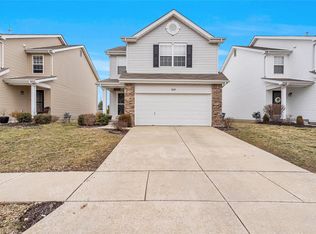 209 Springbeach Dr, O'Fallon, MO 63368
