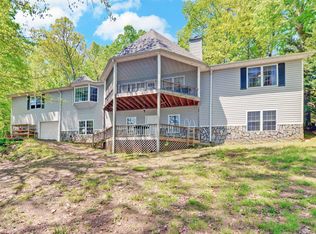 1867 Crescent Dr, Hiawassee, GA 30546